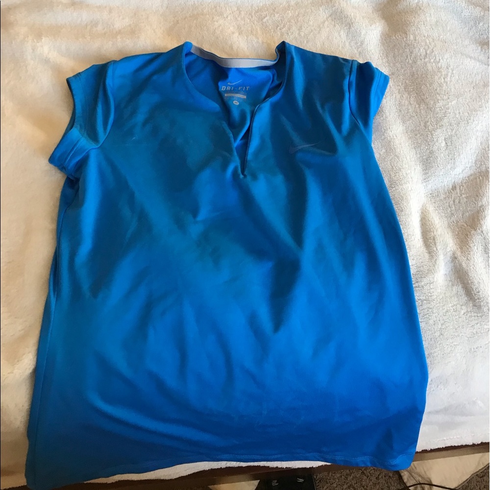 Nike dry fit t shirt